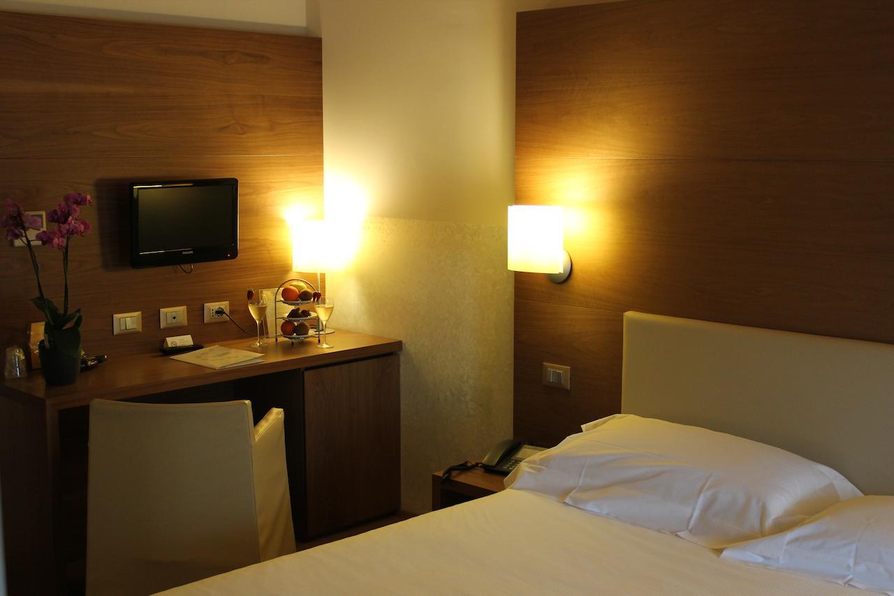 Hotel Opera Dossobuono