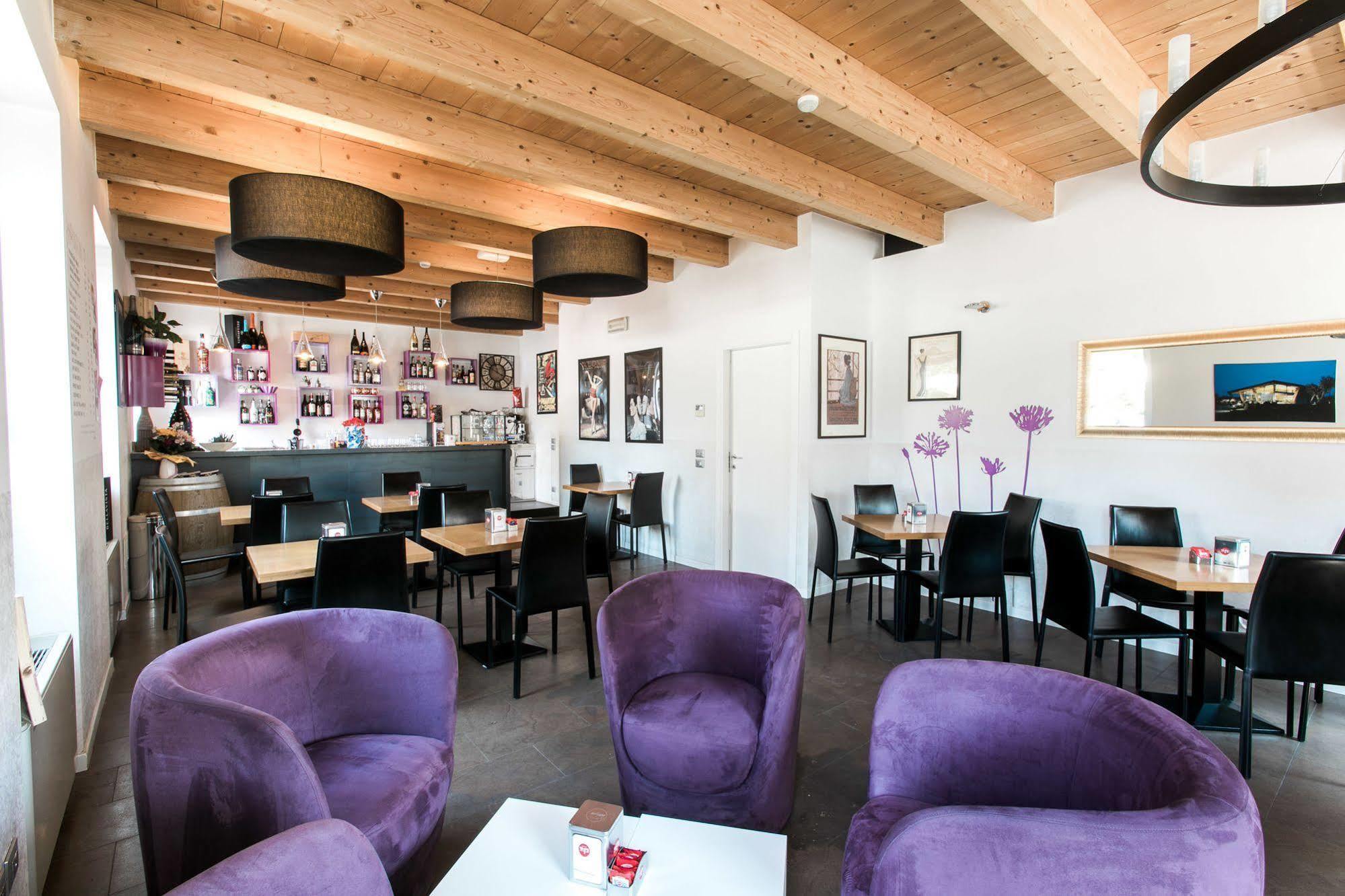 Opera Hotel 3*